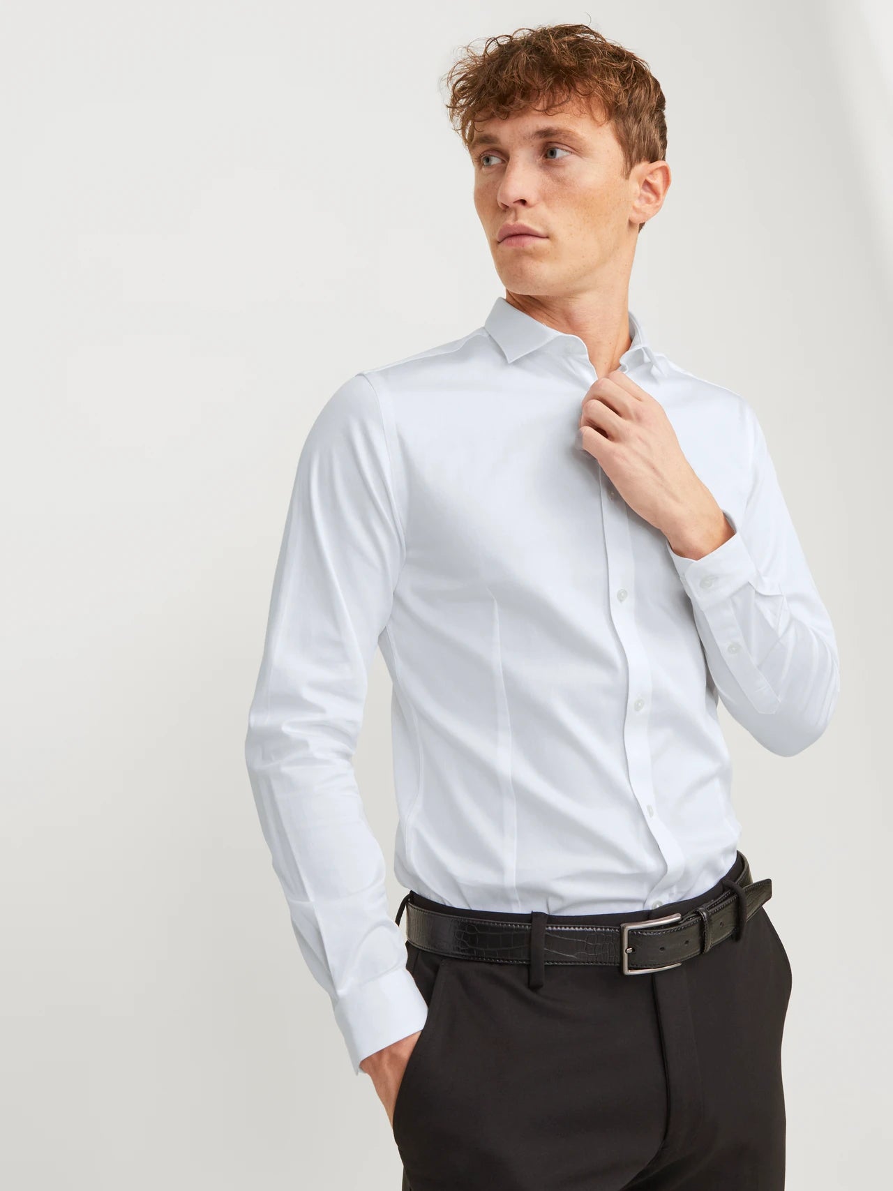 CAMISA FORMAL CORTE SUPER SLIM